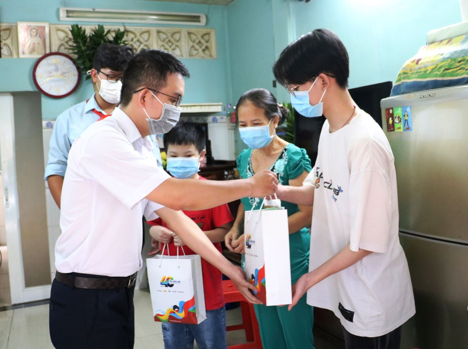 Ho Chi Minh City gives care to 2,200 COVID-19-orphaned children